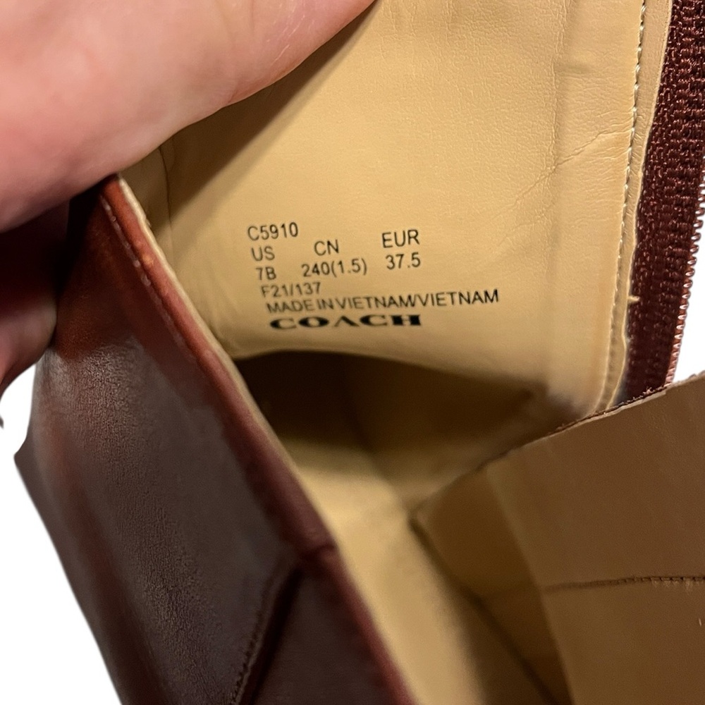 Coach Chrissy Lug Sole Booties Ankle Boots Red Mocha Size 7 - Picture 7 of 12